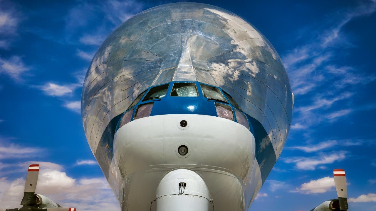 The Photos Are Real: NASA's Super Guppy Plane Is Real (With A Special ...